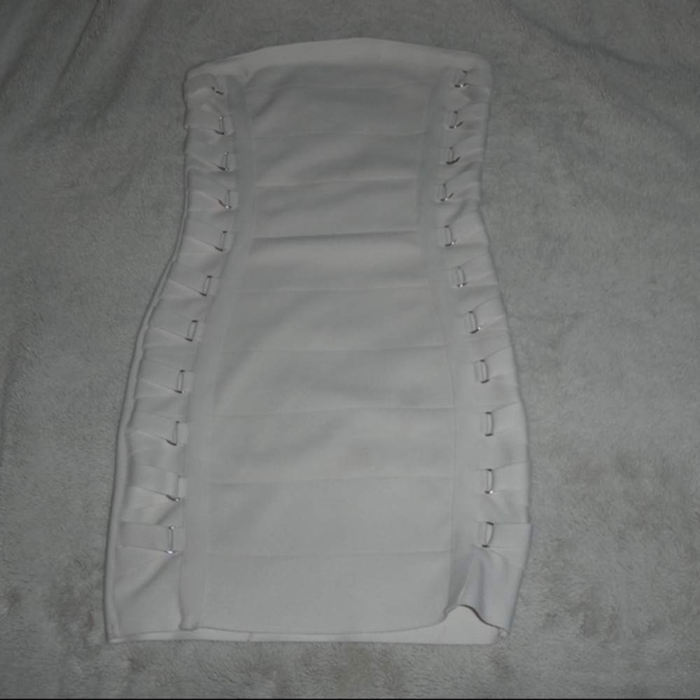 Short white cute dress